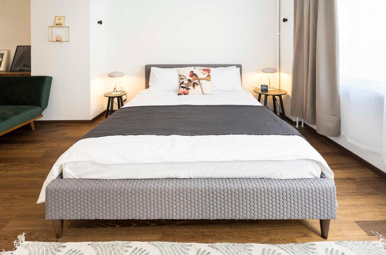Athens' Best Location- Stunning & Spacious Studio Exterior photo
