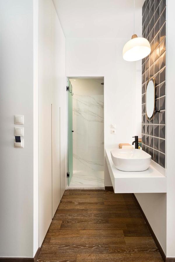 Athens' Best Location- Stunning & Spacious Studio Exterior photo